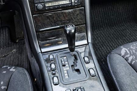 Mercedes-Benz E 280 Avantgarde, Interieur