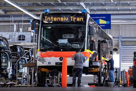 Daimler Buses baut Mercedes-Benz Citaro für den Transport von COVID-19-Patienten um Daimler Buses converts Mercedes-Benz Citaro for transporting COVID-19 patients