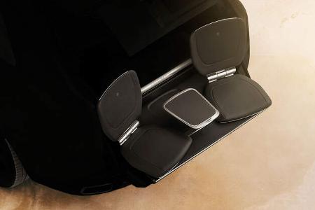 Rolls-Royce Cullinan Teaser