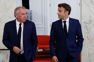 Neue Mitte-Rechts-Regierung in Frankreich