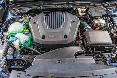 BMW X1 25e, Ford Kuga PHEV, Opel Grandland X Hybrid, Volvo XC40 T5 Recharge, Vergleichstest