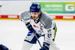 Premiere beim Spengler Cup: Straubing im Stress