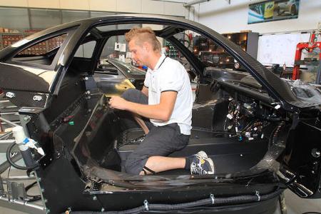 Kleinserien-Hersteller Pagani, Fertigung