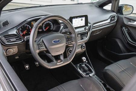 Ford Fiesta ST (Mk 8), Interieur