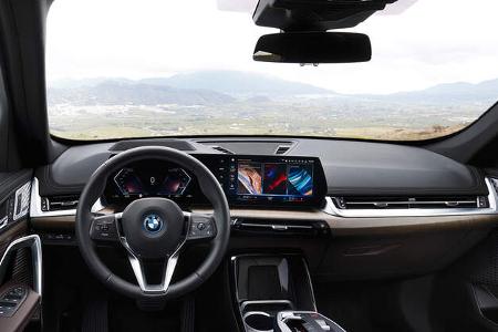 BMW iX1 xDrive30