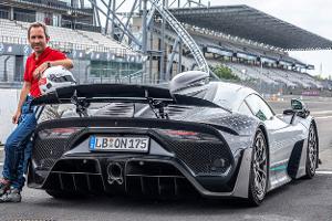 1.063 PS treffen auf 1.695 kg