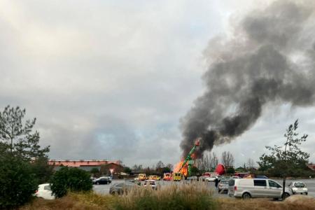 Ein Brand an einem Fahrgeschäft in Ein Brand an einem Fahrgeschäft in