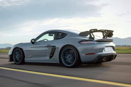 Porsche Cayman GT4 RS