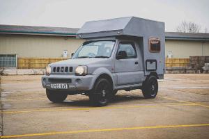 Süßer Jimny-Camper aus England