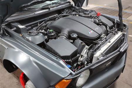 BMW 3er E21 mit V10-Motor des BMW M5 E60