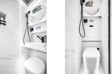 Sanitärraum, Marmoroptik, Campingbus, Toilette, Dusche, Klapp-Waschbecken, Spiegel