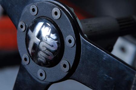 Alfa Romeo T33/3, Lenkrad, Detail, Emblem