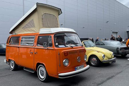VW T2 Westfalia Camper Käfer Cabrio Techno Classica (2023) VW T2 Westfalia Camper Käfer Cabrio Techno Classica (2023)