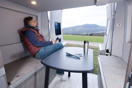 Test Furgok Sitzgruppe unter dem Bett