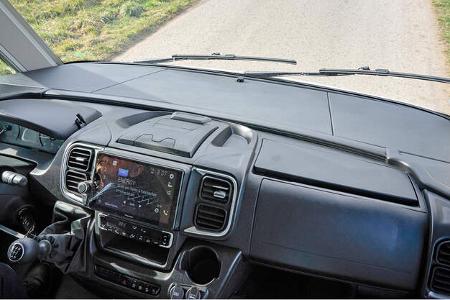 Carthago C-Compactline Navi f