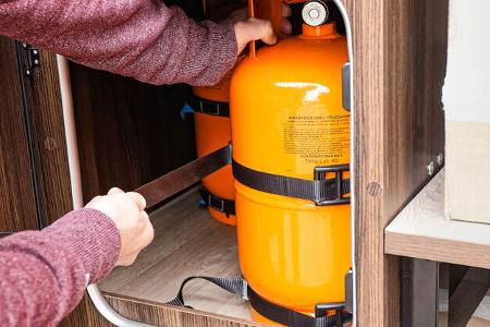 Gastkasten, Flaschen, orange, fünf Kilo