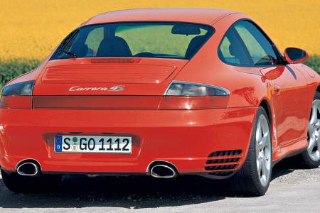 Porsche 911 Carrera 4S (996)