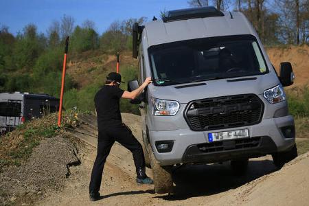 Sunlight Cliff 4x4 Ford Transit