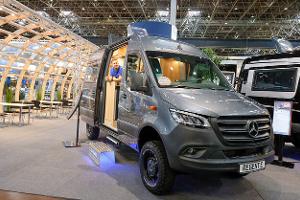 Kurzer Sprinter-Campingbus mit Einzelbetten