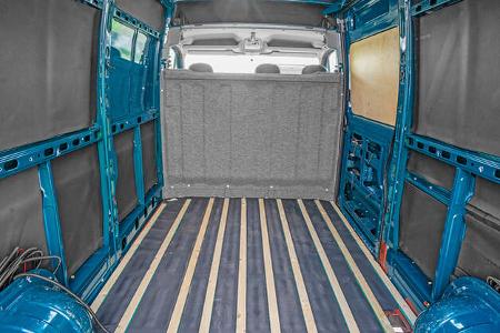 Selbstausbau Renault Master - Dachfenster