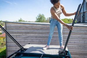 Van-Ausbau unter 16.000 Euro mit Solar und Küche