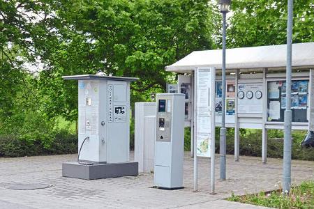 Stellplatz, Ausstattung, SŠulen