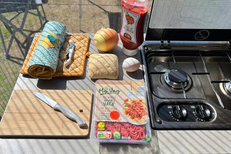 Campingküche Ratatouille aus dem Omnia mit Bildanleitung Zutaten