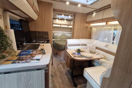 RS-Edition VIP 710 K (2025) Sitzgruppe, Küche und Wohnen