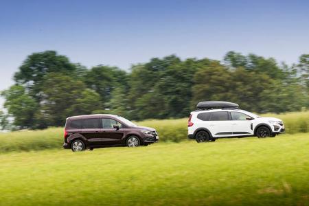 Dacia Jogger und Mercedes Citan T-Klasse mt Campingbox Fahraufnahmen