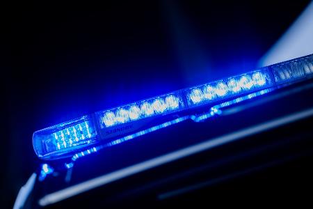 Eine 39-Jährige soll laut Polizeiangaben ihre zwei Kinder in Rosenheim getötet haben. (Symbolbild)