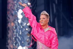 Pink gratuliert ihrem Sohn liebevoll zum achten Geburtstag