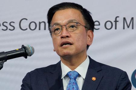Der südkoreanische Finanzminister Choi Sang Mok übernimmt übergangsweise Südkoreas Staatsgeschäfte. (Archivbild)