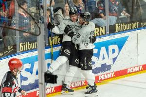 Viererpack von Kirk: Eisbären Berlin feiern Kantersieg