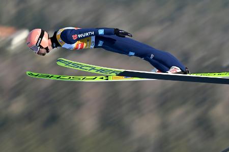 Paschkes Tournee-Traum schwindet: Tschofenig fliegt davon Paschkes Tournee-Traum schwindet: Tschofenig fliegt davon