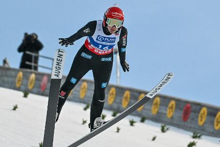 Freitag vergibt Führung: Skispringerinnen bleiben ohne Podest Freitag vergibt Führung: Skispringerinnen bleiben ohne Podest