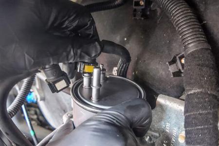 Fiat Ducato Kraftstofffilter Sensor anschließen