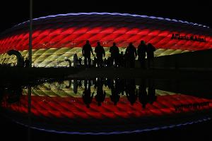 "Finale dahoam": Halbzeit-Show mit Linkin Park
