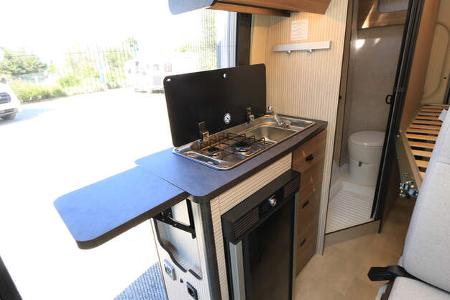 Campingbus, Küche, Gaskocher