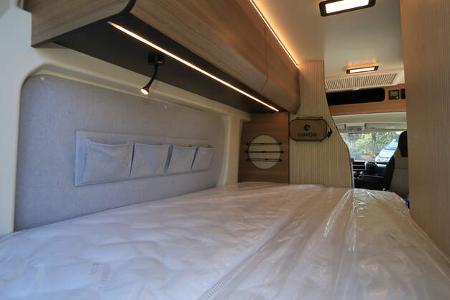 Campingbus, Bett, französisches Bett