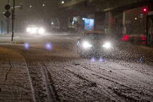 Unfälle auf glatten Straßen - DWD erwartet Neuschnee