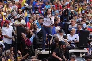 Heftige Proteste vor Vereidigung Maduros in Venezuela