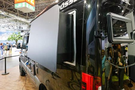 Poessl Roadstar X (2025) f