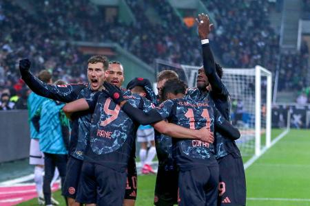 FC Bayern in Gladbach: Noten und Einzelkritik - Für den FC Bayern begann das Pflichtspieljahr 2025 am Samstagabend mit dem Gastspiel gegen Borussia Mönchengladbach. Beim langjährigen Angstgeber holte der Rekordmeister einen biederen 1:0-Erfolg. Alle Bayern-Stars in der Einzelkritik: FC Bayern in Gladbach: Noten und Einzelkritik - Für den FC Bayern begann das Pflichtspieljahr 2025 am Samstagabend mit dem Gastspiel gegen Borussia Mönchengladbach. Beim langjährigen Angstgeber holte der Rekordmeister einen biederen 1:0-Erfolg. Alle Bayern-Stars in der Einzelkritik: