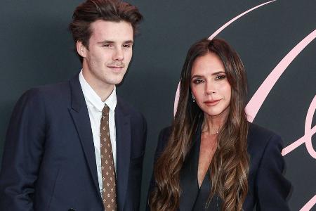 Cruz Beckhams Partnerin Jackie Apostel mit Details zu Wirbelsäulen-OP Cruz Beckhams Partnerin Jackie Apostel mit Details zu Wirbelsäulen-OP