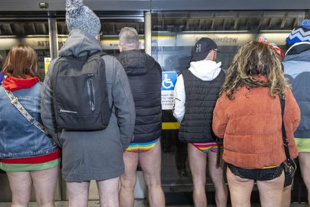 Am Sonntag (12. Januar) ließen Hartgesottene wieder einmal im Underground die Hosen runter - das verlangte schon einige Hingabe, denn die Temperaturen in der britischen Hauptstadt lagen am Wochenende...
