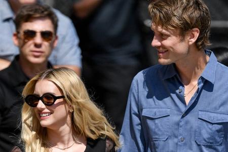 Emma Roberts und Cody John