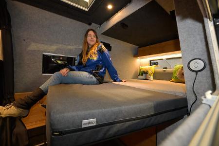 Starvan Rebel Campervan (2025) Bett f