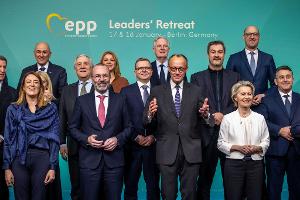 EVP: Wirtschaft mit umfassendem Bürokratieabbau ankurbeln