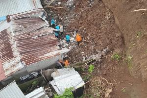 23 Tote bei Erdrutschen auf Bali und Java