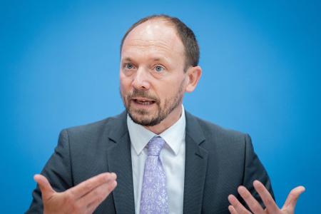 Der CDU-Bundestagsabgeordnete Marco Wanderwitz ist einer der Initiatoren des Gruppenantrags. (Archivbild)